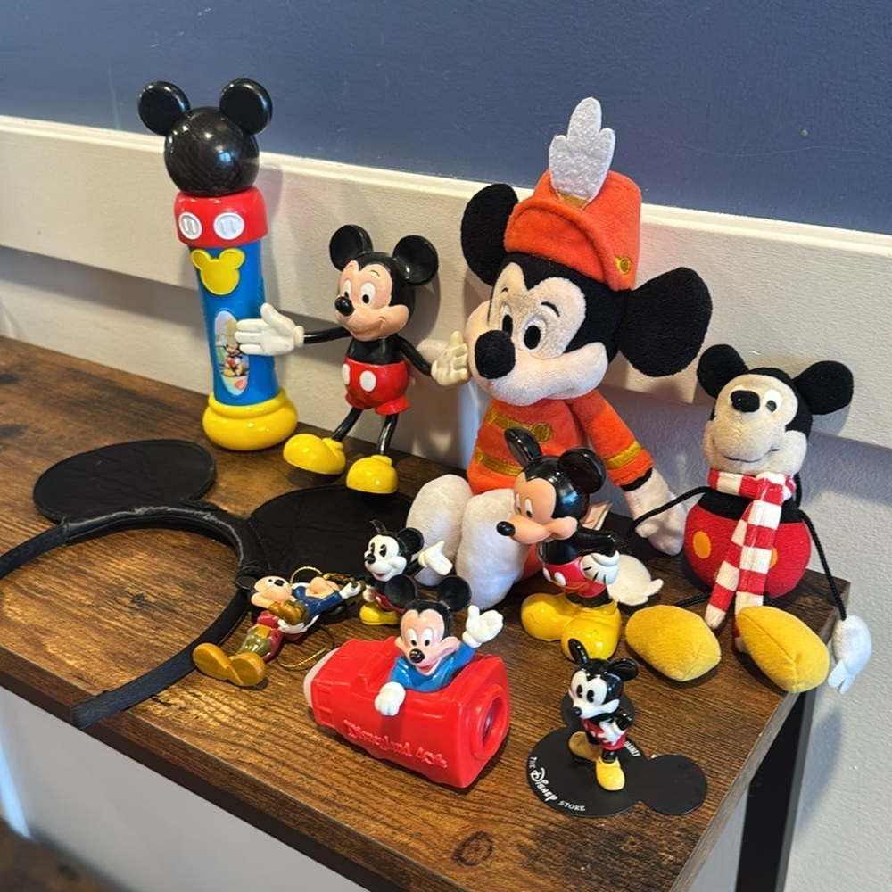 Mickey Mouse lot - Picture 3 of 7